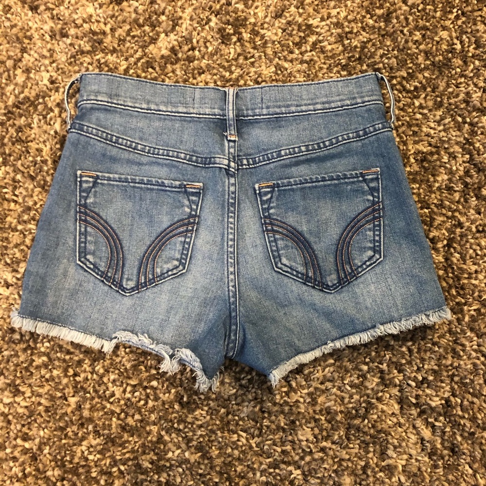 Hollister Cross Tie High Waisted Jean Shorts - Picture 4 of 4